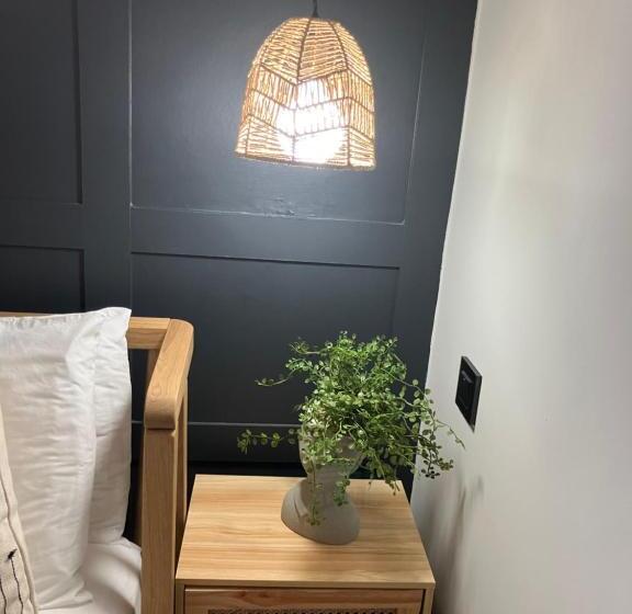 סוויטה נוף לגינה, Abbey Court Guest House