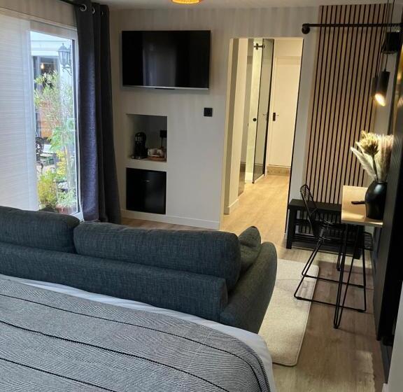 סוויטה נוף לגינה, Abbey Court Guest House