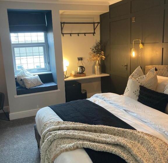 اتاق لوکس با تخت بزرگ, Abbey Court Guest House