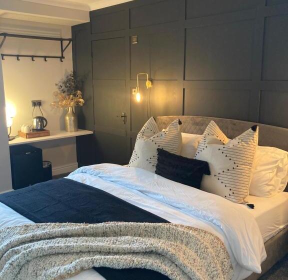 اتاق لوکس با تخت بزرگ, Abbey Court Guest House