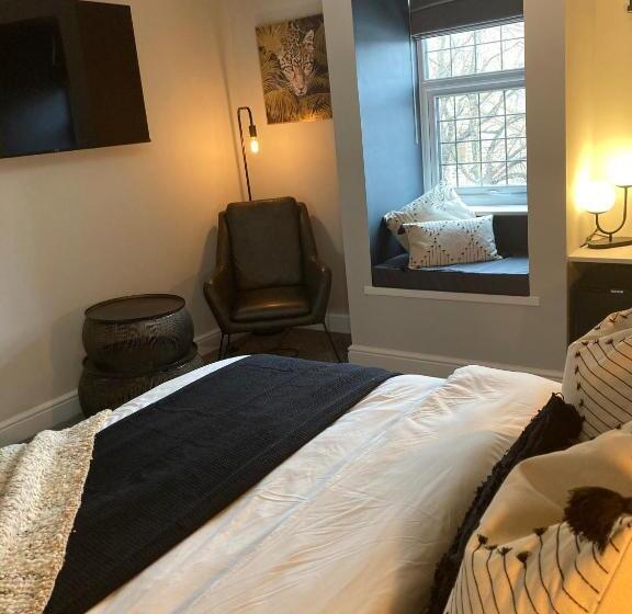 חדר דחוקס עם מיטת קינג, Abbey Court Guest House