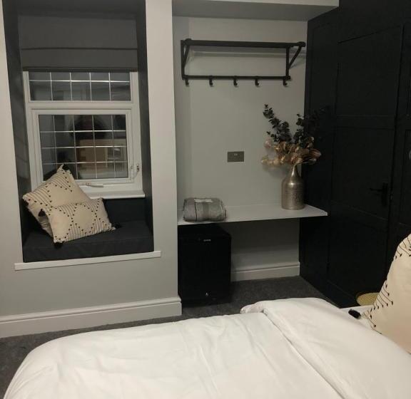 חדר דחוקס עם מיטת קינג, Abbey Court Guest House