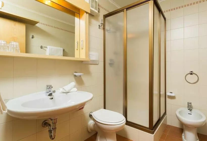 استودیوی استاندارد, Ambiez Residence
