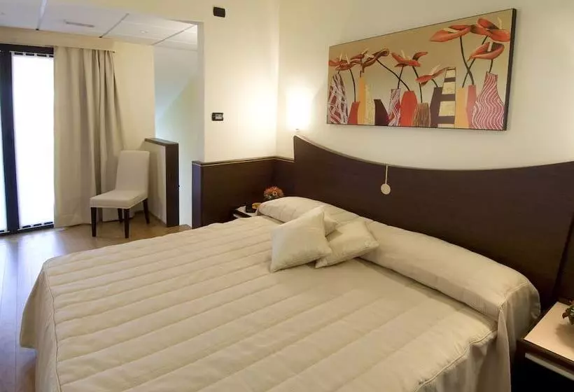 ドゥプレックスルーム, As Hotel Cambiago