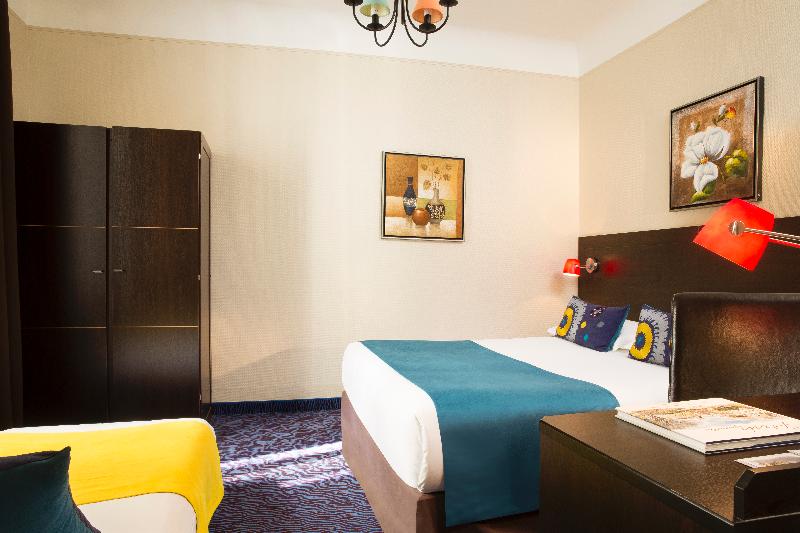 スーペリアトリプルルーム, Chatillon Paris Montparnasse