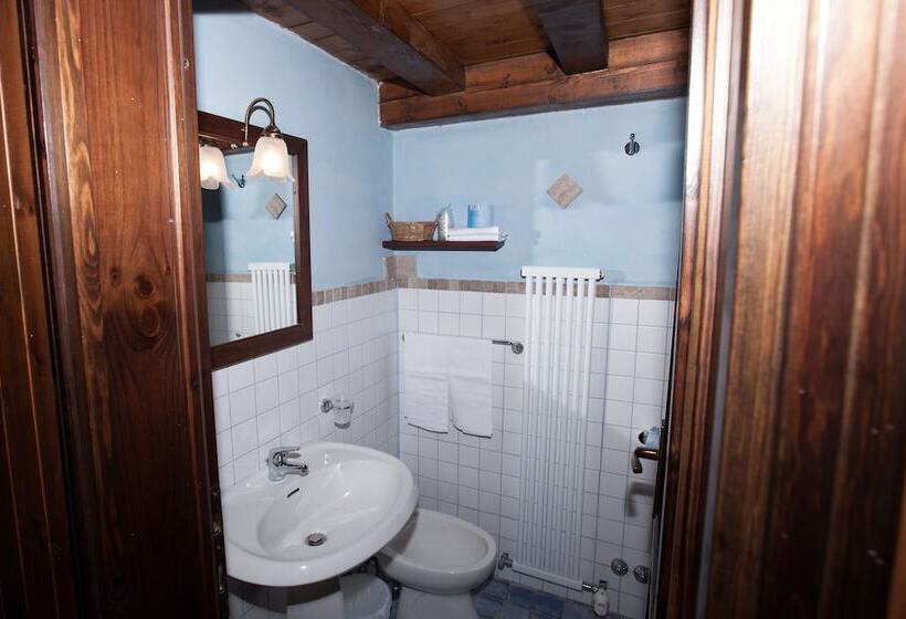 חדר סטנדרט לשלושה, Club Esse Pila 2000