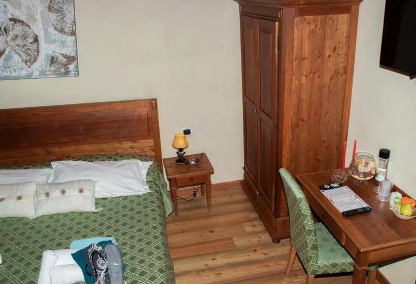 Classic-huone, Maison Cly