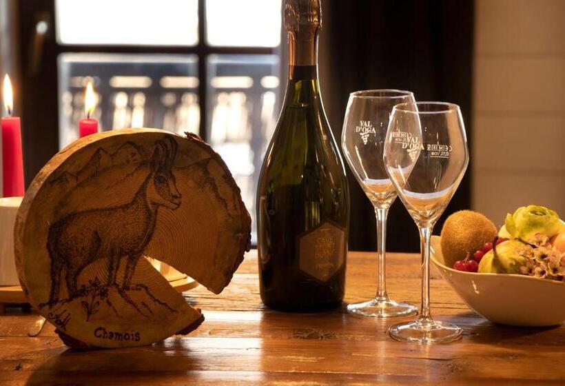 バルコニー付きジュニアスイート, Maison Cly