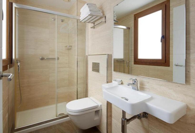 标准单人间, Olatu