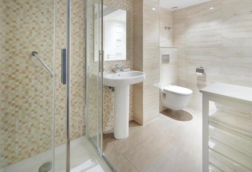 四人标准间, Olatu