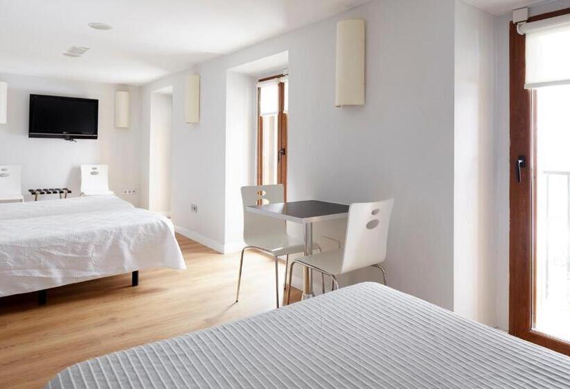 四人标准间, Olatu