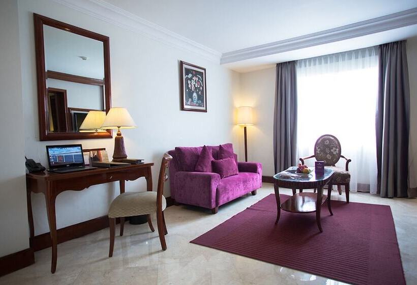 Президентский Люкс, Arion Suites Hotel Kemang