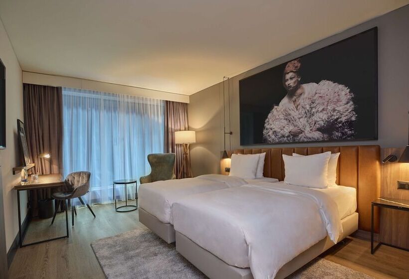 Quarto Superior com Vistas, Radisson Blu Hotel Zurich Airport