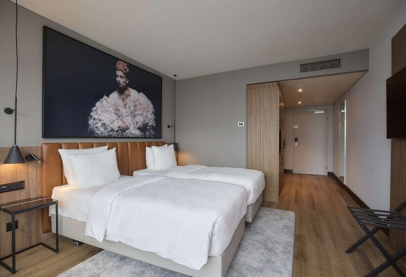 Quarto standard, Radisson Blu Hotel Zurich Airport