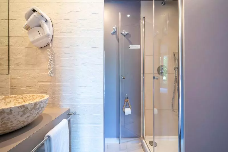 اتاق خانوادگی, Radisson Blu Hotel Zurich Airport