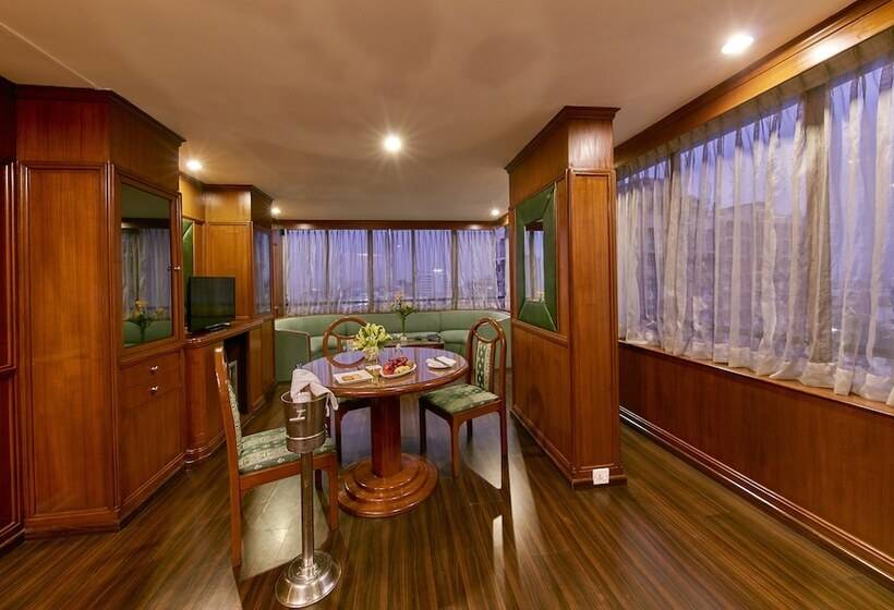 חדר קלאב, Royal Orchid Central Bangalore, Manipal Centre, Mg Road