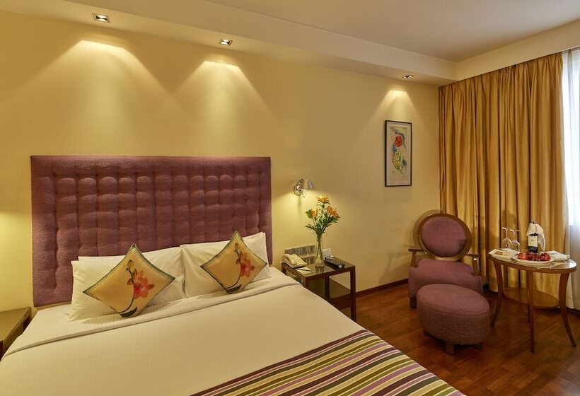 חדר קלאב, Royal Orchid Central Bangalore, Manipal Centre, Mg Road