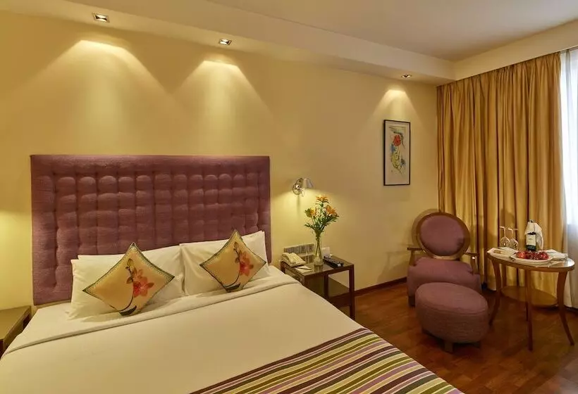 クラブルーム, Royal Orchid Central Bangalore, Manipal Centre, Mg Road