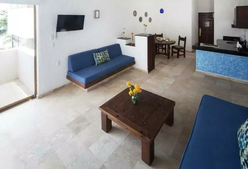 اتاق خانوادگی, Villa Varadero