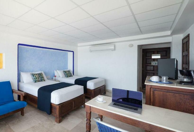 オーシャンビュースタンダードルーム, Villa Varadero