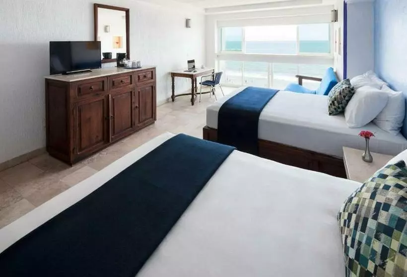 اتاق استاندارد با چشم‌انداز دریا, Villa Varadero