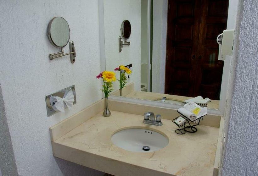 オーシャンビュースタンダードルーム, Villa Varadero