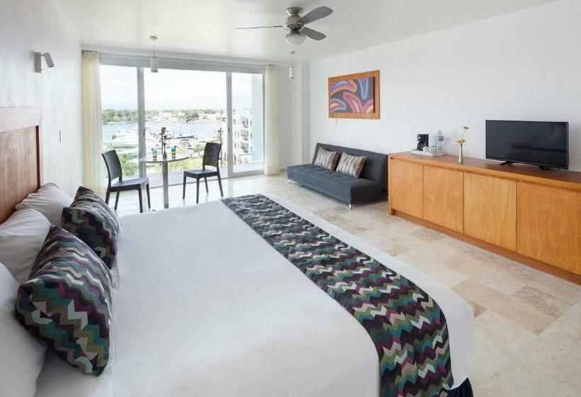 デラックスルーム, Villa Varadero