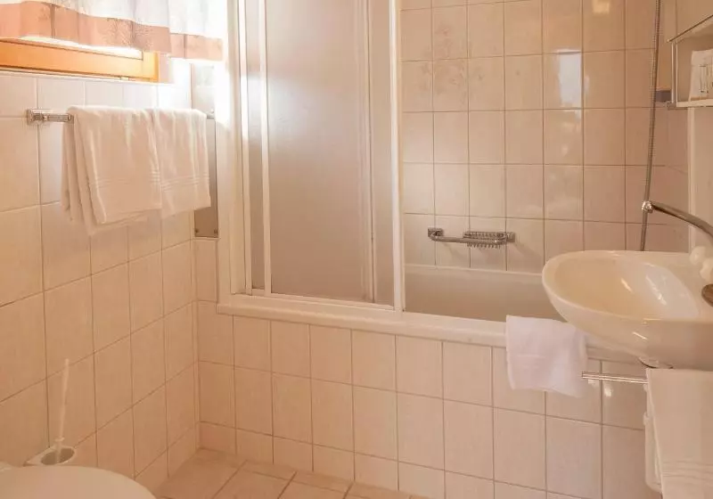 اتاق استاندارد با چشم‌انداز دریا, Villa Varadero