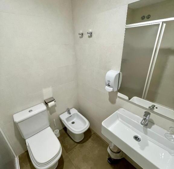 Habitación Cuádruple Estándar, Pensión Txiki Polit