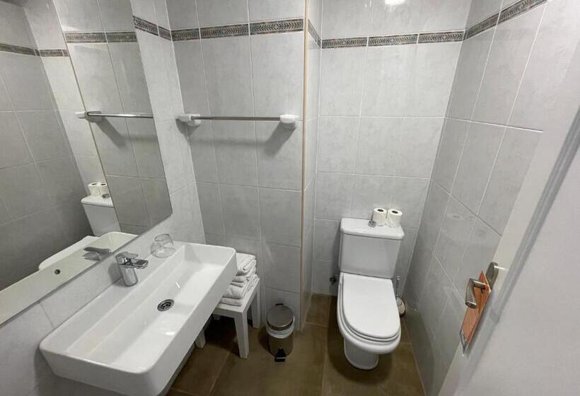 标准间, Pensión Txiki Polit