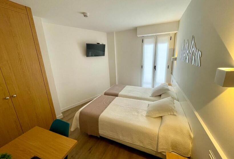 标准间, Pensión Txiki Polit