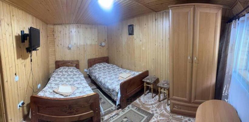 Номер Стандарт Совместная Ванная, верховинський водограй