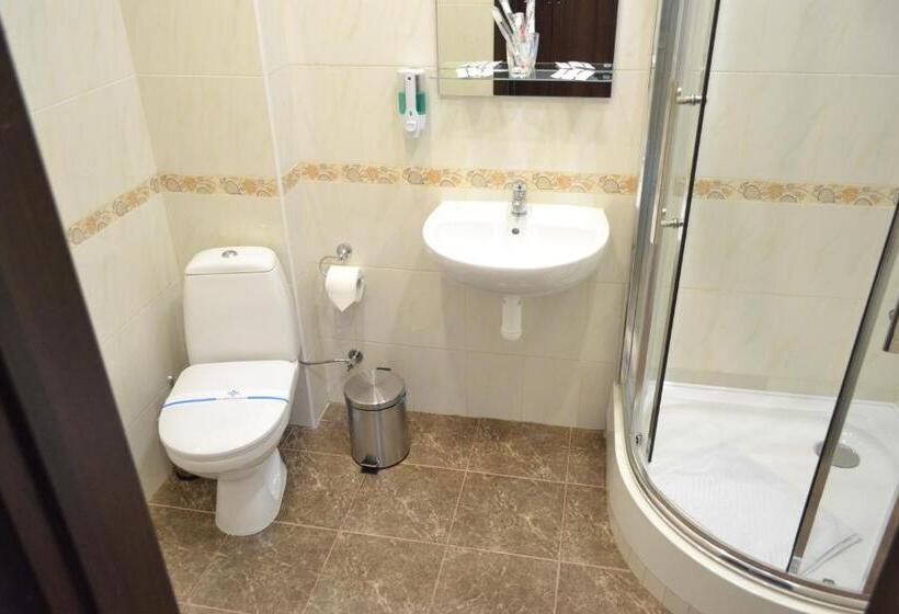 デラックスルーム, три сімки