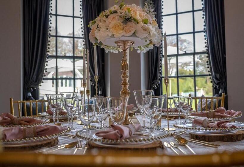 منزل غرفة نوم واحدة, Croydon Hall