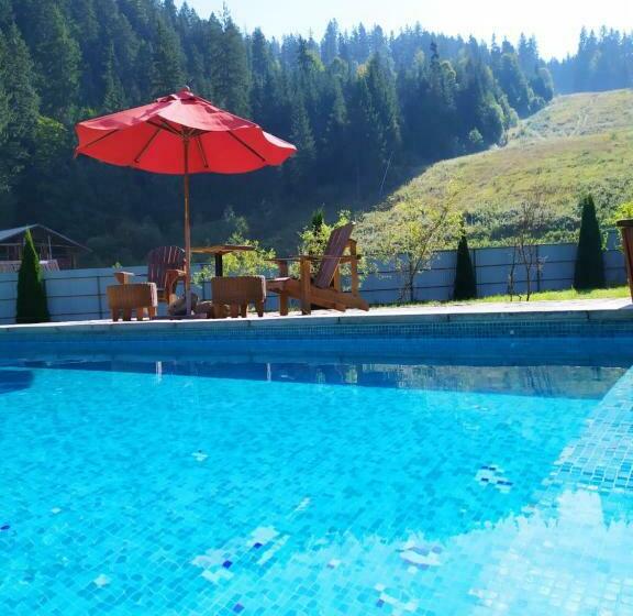 غرفة ديلوكس مطلة على الجبل, Khatky Ruslany