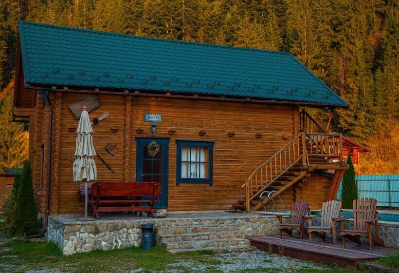 غرفة ديلوكس مطلة على الجبل, Khatky Ruslany