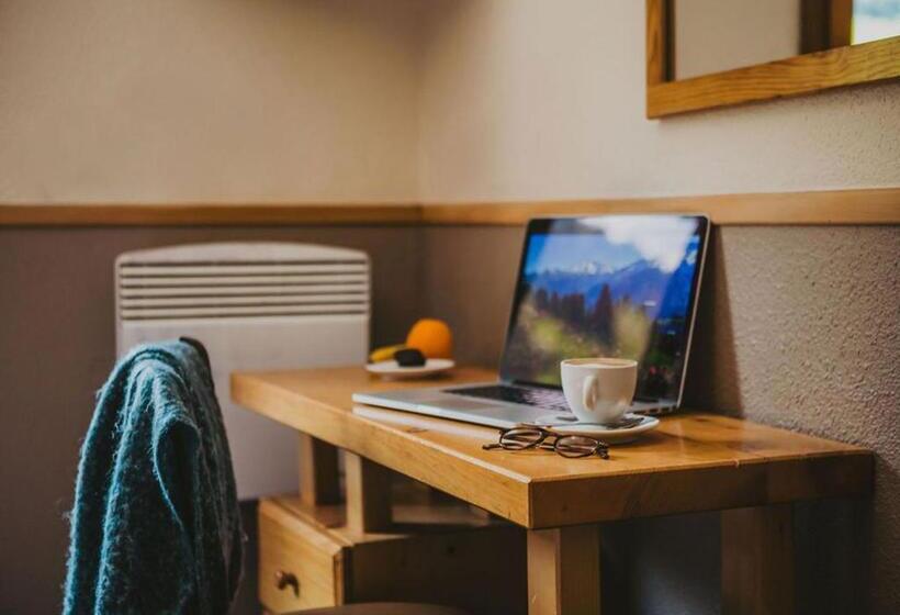 Номер Стандарт, Les Grangettes