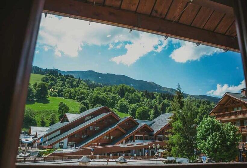 Номер Стандарт с Балконом, Les Grangettes