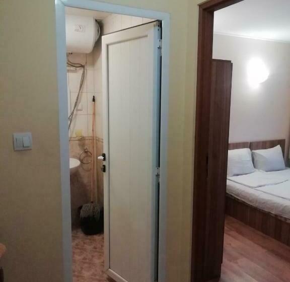 דירת חדר, Guest House Ceco