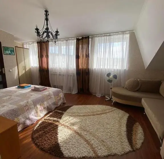 スタンダード４人部屋, Prykarpatska Villa