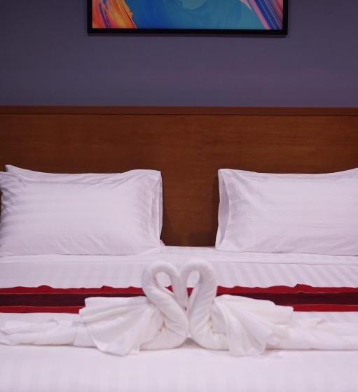 디럭스 룸 킹사이즈 침대, S.s.hotel Nangrong