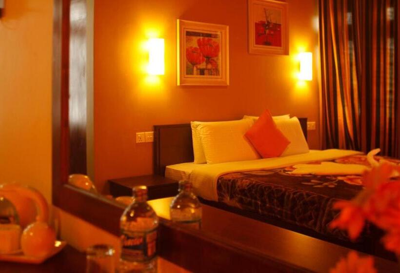 غرفة قياسية مزوَّدة بشُرفة, House Of Leisure