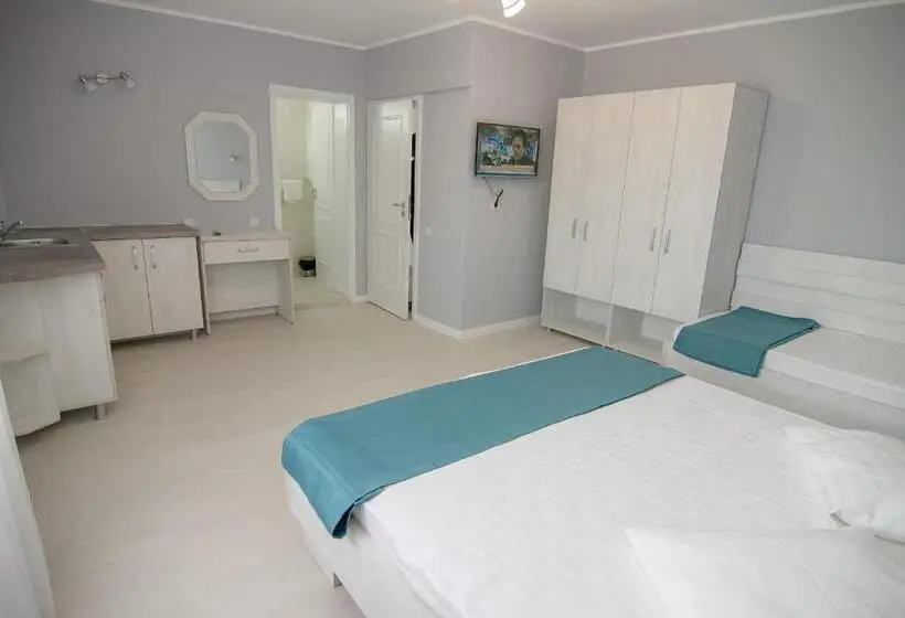 اتاق استاندارد سه نفره, Casa Meyra