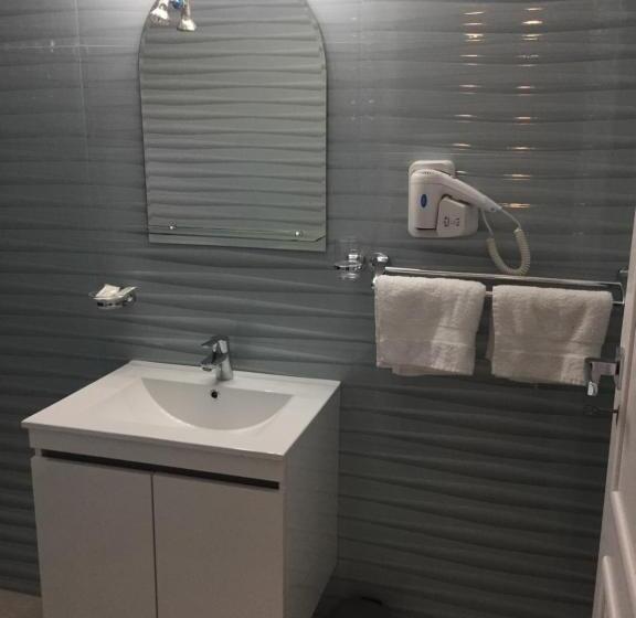 Pokój Standard Trzyosobowy, Casa Meyra