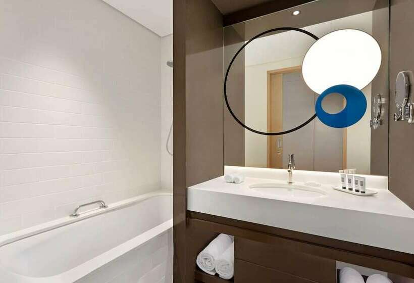 Номер Deluxe Кровать Кинг, Wyndham Dubai Deira