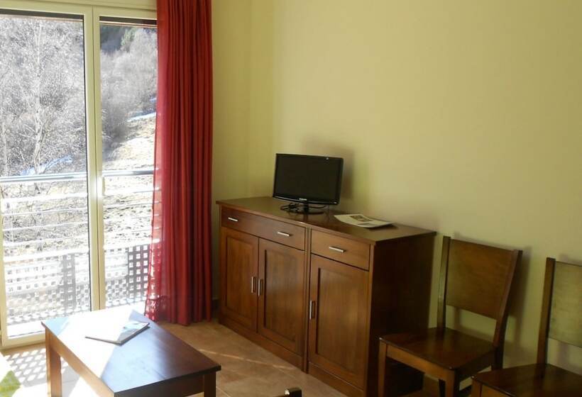 آپارتمان 1 خوابه, Aparthotel Rialb