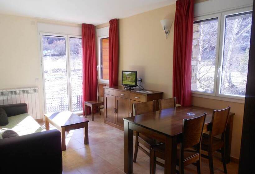 آپارتمان 1 خوابه, Aparthotel Rialb