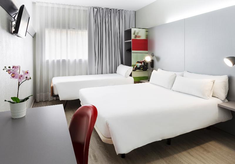 Номер Стандарт Трехместный, B&b Hotel Barcelona Granollers