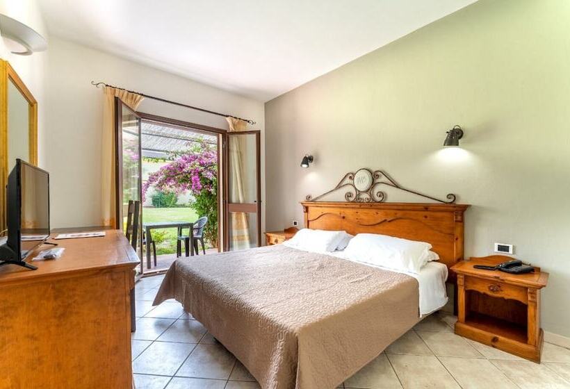 اتاق سوپریور سه تخته, Horse Country Resort Congress & Spa   Hotel Ribot