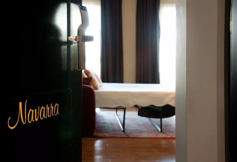 اتاق سوپریور سه تخته, Hostal Tres Soles